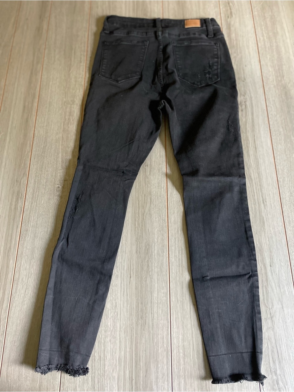 Judy Blue women's 7 / 28 black skinny fit jeans - Picture 5 of 6